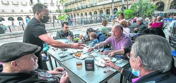 espana-libera-de-restricciones-a-la-hosteleria-con-el-declive-de-la-sexta-ola
