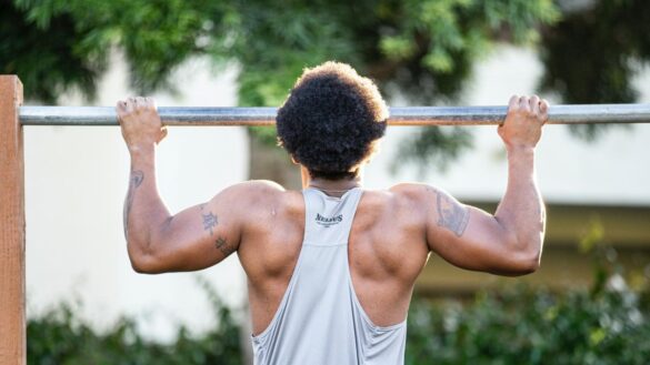 cuantas-dominadas-deberias-hacer-para-ganar-musculo