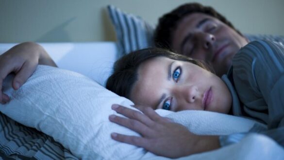 los-riesgos-de-la-melatonina,-el-suplemento-para-dormir-bien-que-cada-vez-toma-mas-gente