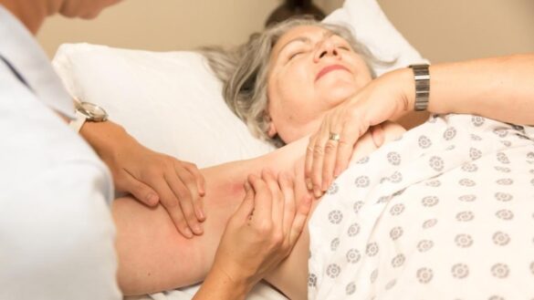 que-es-el-linfedema,-la-enfermedad-que-puede-aparecer-tras-la-extirpacion-de-los-ganglios-linfaticos