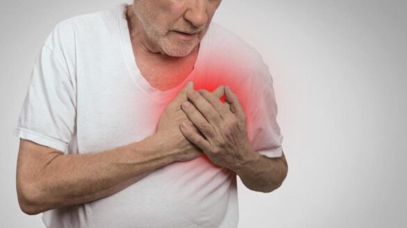 el-sintoma-comun-del-infarto-que-aumenta-las-posibilidades-de-morir-mas-que-el-dolor-en-el-pecho