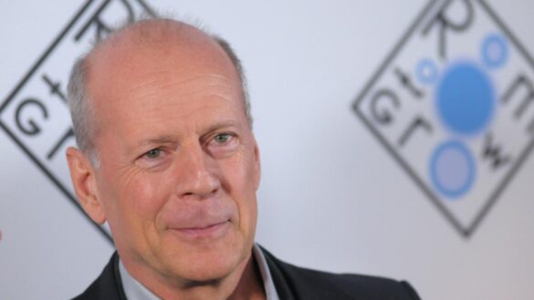 que-es-la-afasia,-el-trastorno-del-lenguaje-que-ha-obligado-a-bruce-willis-a-abandonar-la-interpretacion
