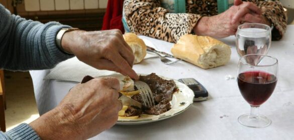 sanidad-quiere-pedir-a-los-restaurantes-que-retiren-el-vino-y-la-cerveza-de-sus-menus