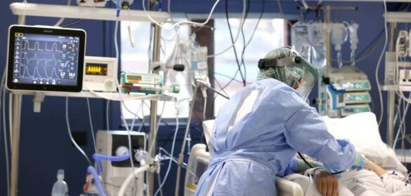 la-incidencia-de-la-covid-cae-70-casos-y-se-queda-en-728