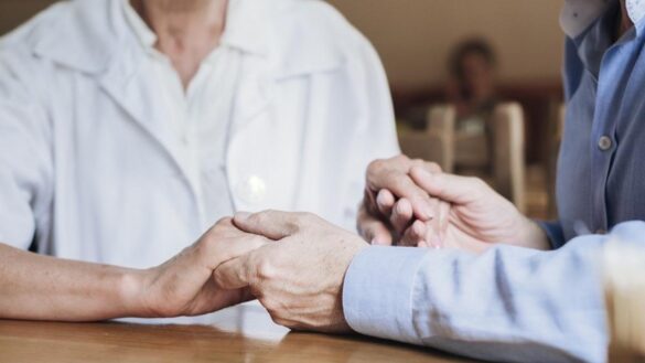 consejos-para-prevenir-el-‘sindrome-del-cuidador-quemado’