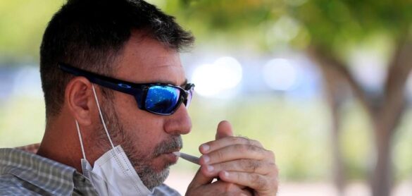 el-nuevo-plan-de-sanidad-contra-el-tabaco-llegara-un-ano-tarde