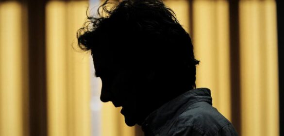 simon:-la-falta-de-recursos-impidio-una-respuesta-«rapida»-a-la-covid