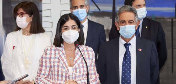 darias-recomienda-volver-a-usar-mascarilla-por-el-repunte-de-la-covid