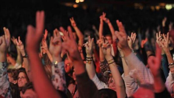 como-disfrutar-de-la-musica-en-festivales-sin-danar-los-oidos