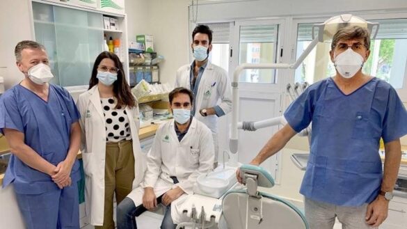 un-equipo-de-cirujanos-sevillano-realiza-una-novedosa-operacion-en-un-paciente-con-malformacion-craneofacial-severa