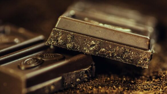comer-chocolate-o-pensar-en-sexo:-cosas-extranas-que-nos-hacen-estornudar