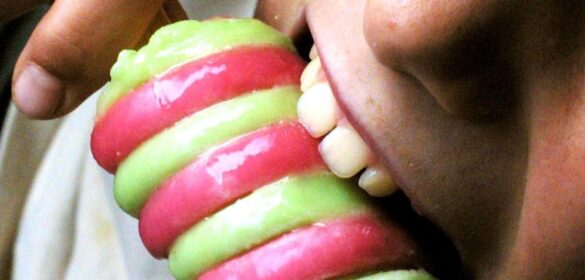alerta-sanitaria-por-cuerpos-extranos-en-helados-de-tres-cadenas-de-supermercados