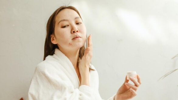 ¿que-es-y-por-que-surge-el-acne?