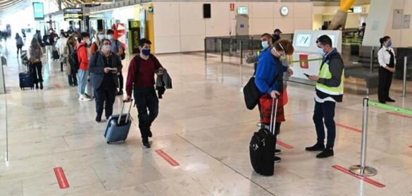 espana-relaja-los-controles-covid-en-los-aeropuertos-y-puertos