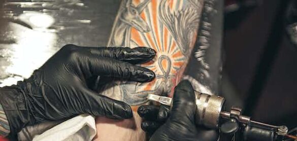 los-tatuajes-aguijonean-nuestro-sistema-inmunitario:-estos-son-sus-riesgos-para-la-salud