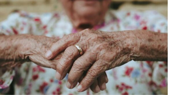 ¿que-significa-exactamente-‘morir-de-viejo’?