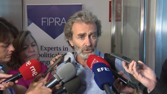 la-advertencia-de-fernando-simon-sobre-las-proximas-semanas-de-transmision-de-la-covid
