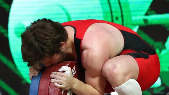 este-es-la-rutina-que-debes-seguir-en-el-gimnasio-para-no-perder-masa-muscular-despues-de-los-40-anos
