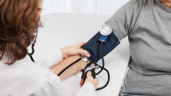 cual-es-la-presion-arterial-normal-que-debe-tener-un-adulto,-segun-la-ciencia