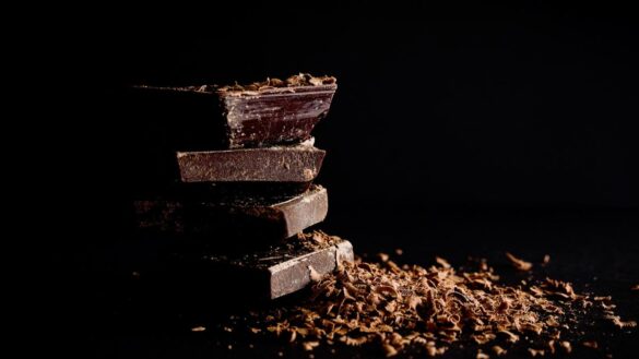 alerta-sanitaria-por-la-presencia-de-frutos-secos-en-un-chocolate-negro