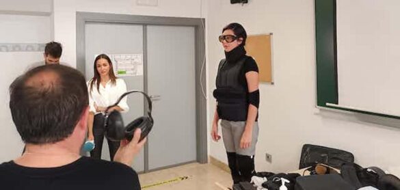 un-traje-para-experimentar-que-se-siente-cuando-envejecemos