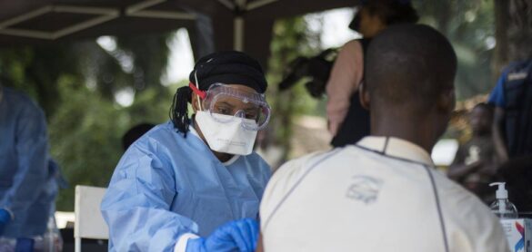 la-oms-comienza-las-pruebas-de-una-nueva-vacuna-contra-el-ebola