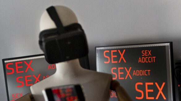 adisex,-la-terapia-‘online’,-grupal-y-gratuita-frente-a-la-adiccion-a-cibersexo