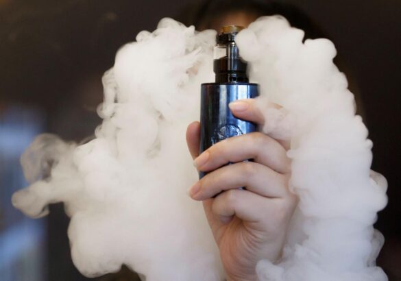 sin-humo-pero-con-riesgo:-asi-afectan-a-la-salud-los-cigarrillos-electronicos