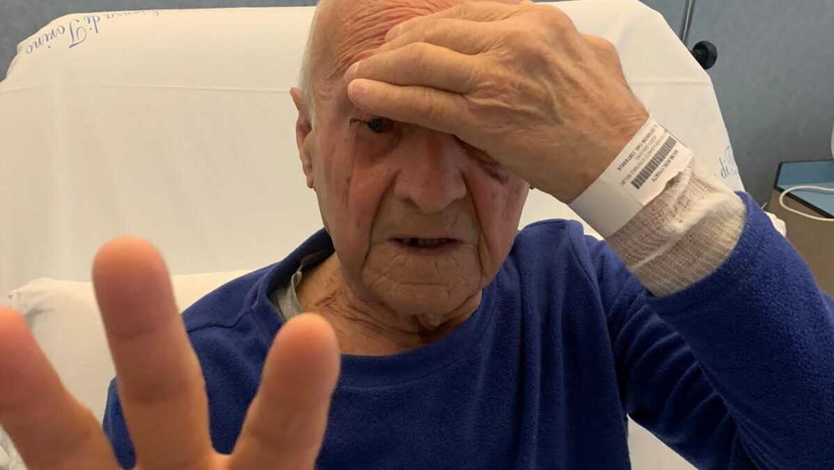 Un ciego recupera la vista en Italia gracias a un autotrasplante de córnea