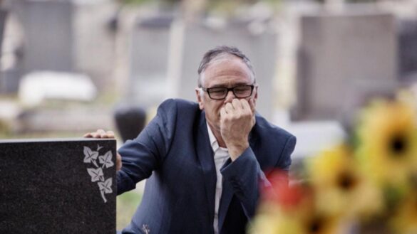 las-fases-del-duelo-por-la-perdida-de-un-ser-querido-o-una-ruptura-de-pareja:-de-la-negacion-y-la-ira-a-la-aceptacion