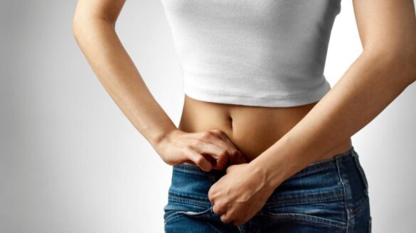 estos-son-los-riesgos-para-la-salud-que-puede-ocasionar-llevar-la-ropa-apretada