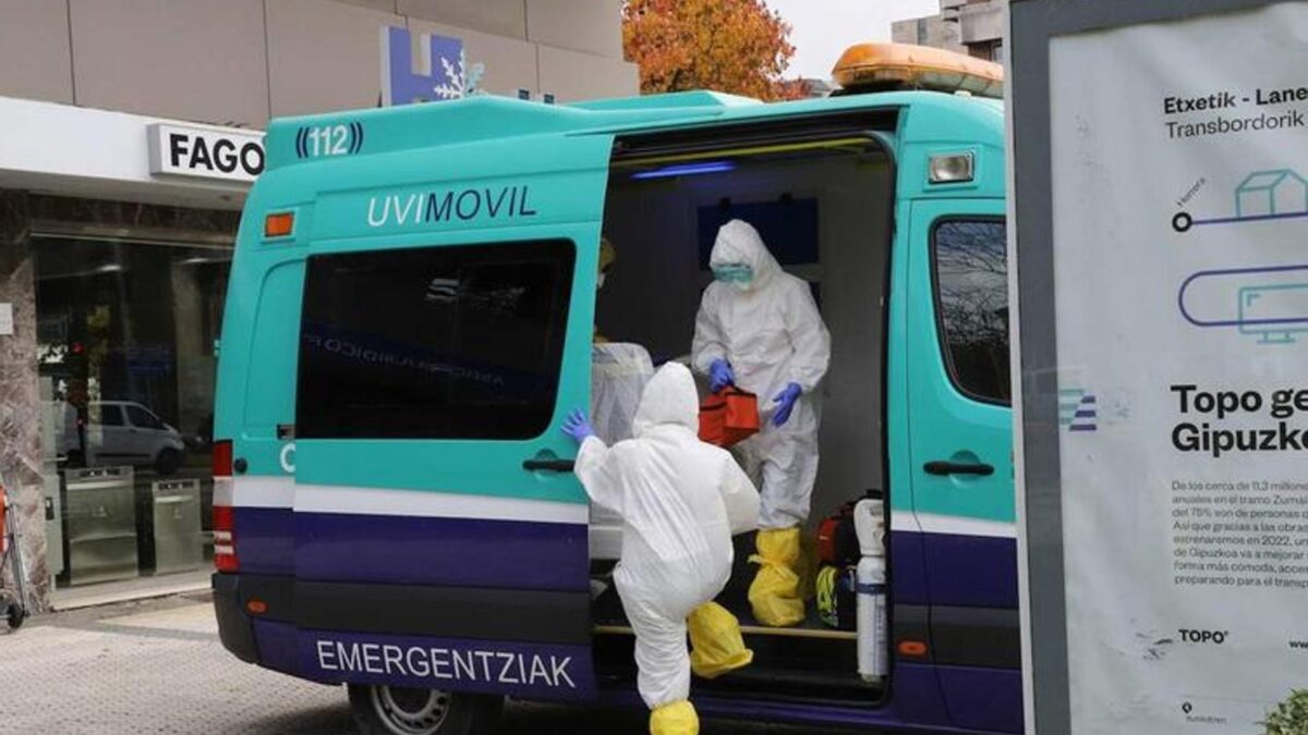 El hospital de San Sebastián cree «improbable» que la mujer ingresada sufra ébola
