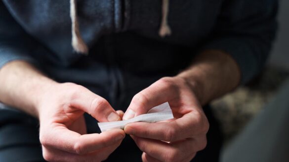 encuentran-un-nuevo-riesgo-asociado-al-consumo-de-marihuana:-enfermedad-arterial-periferica