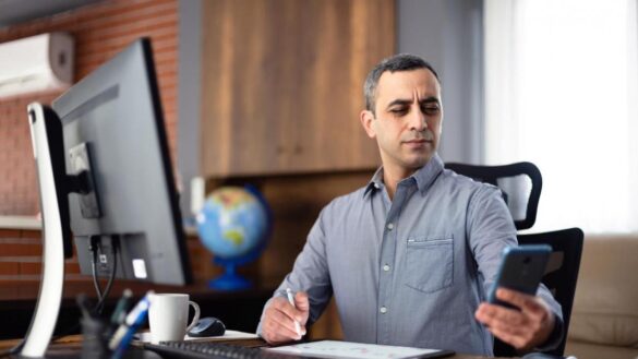 presbicia:-que-es,-por-que-aparece-cada-vez-a-edades-mas-tempranas-y-como-evitarlo