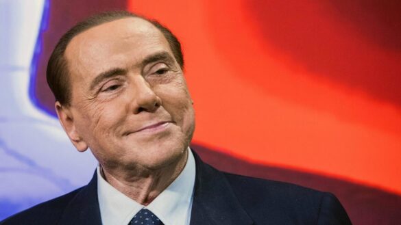 berlusconi,-una-vida-marcada-por-sus-enfermedades:-de-los-problemas-cardiacos-a-la-leucemia