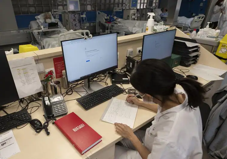 Las listas de espera quirúrgicas baten un nuevo récord con 849.535 pacientes