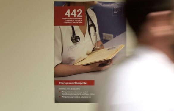 cada-diez-horas-un-medico-es-agredido-en-espana