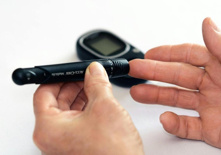 Aviso urgente de Sanidad a personas con diabetes por un fallo que puede poner en riesgo su salud
